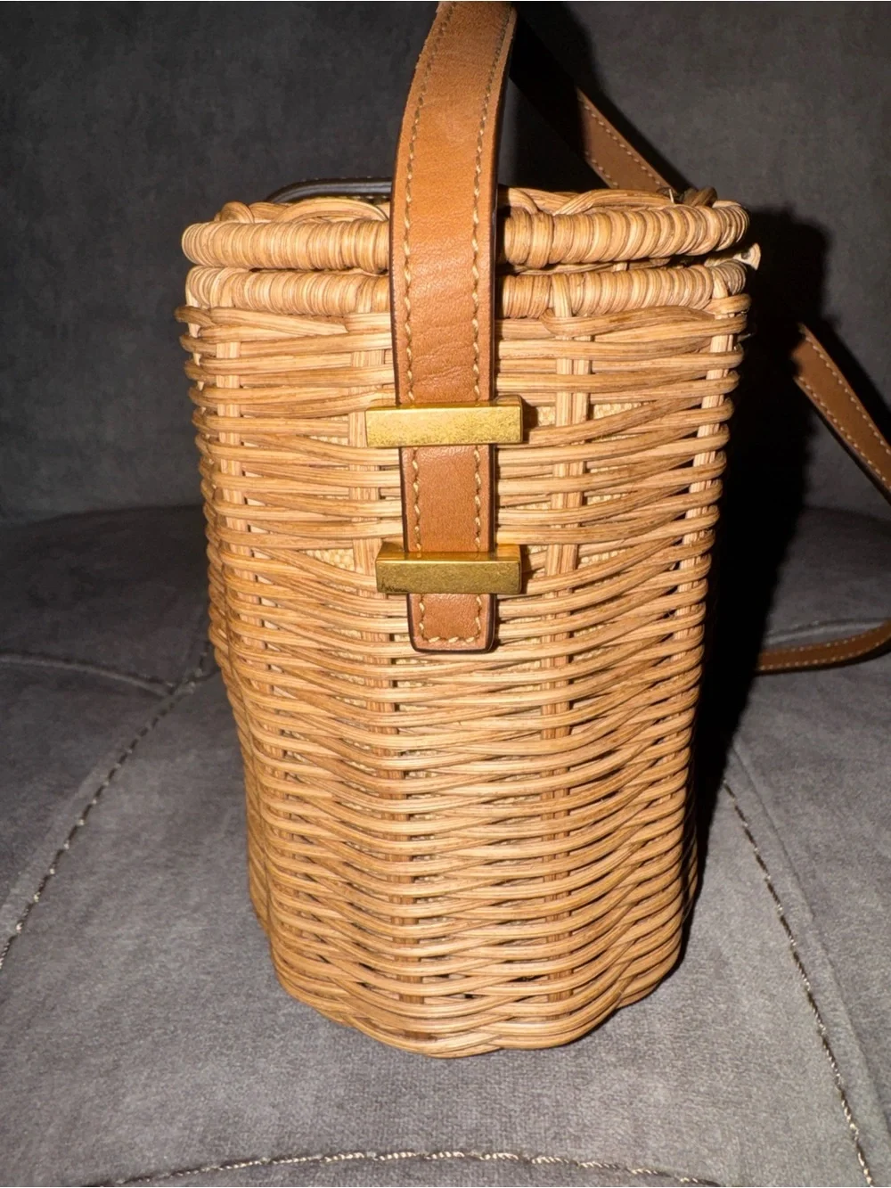 New Saint Laurent wicker vanity bag - Picture 5 of 8